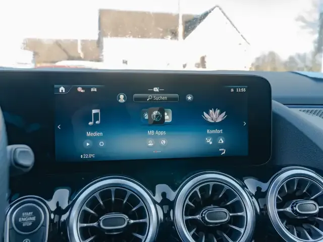 Mercedes-Benz GLA 220