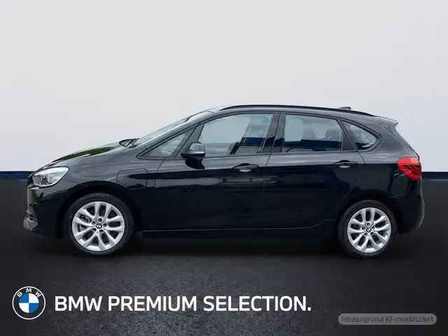 BMW 225