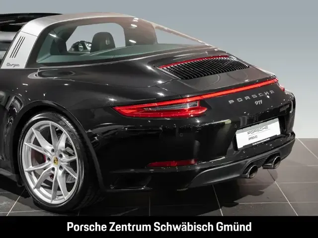 Porsche 991