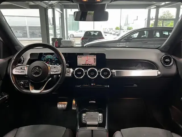 Mercedes-Benz GLB 250