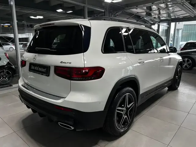 Mercedes-Benz GLB 250
