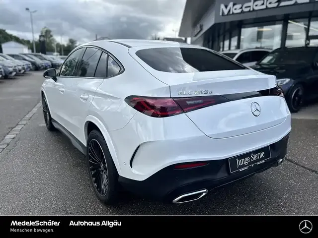 Mercedes-Benz GLC 220