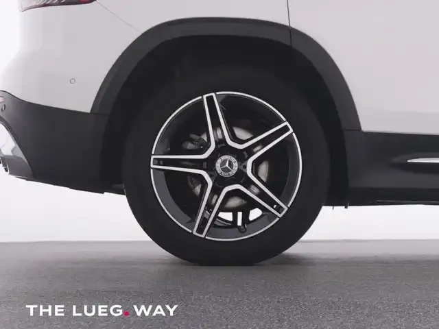 Mercedes-Benz GLB 180