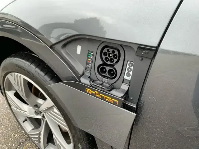 Audi e-tron