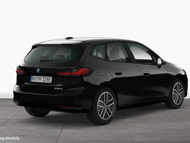 BMW 225