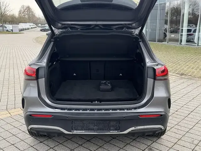 Mercedes-Benz EQA 250