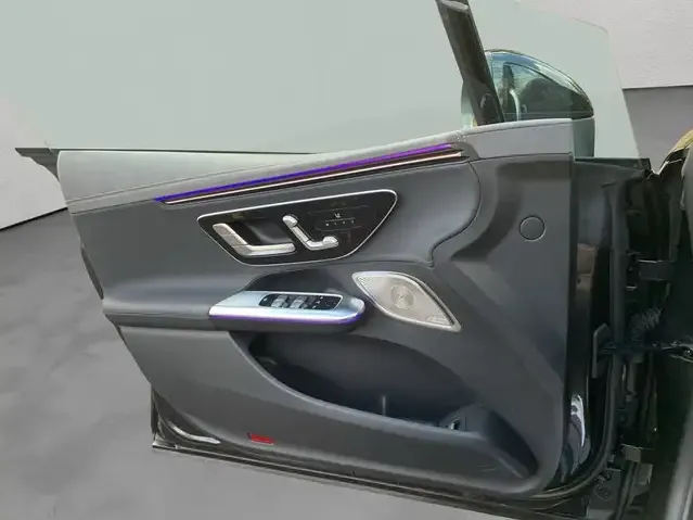 Mercedes-Benz EQE 350