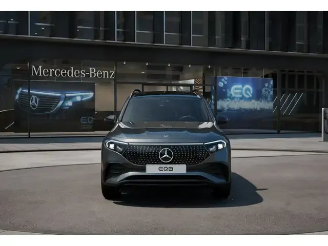 Mercedes-Benz EQB 300