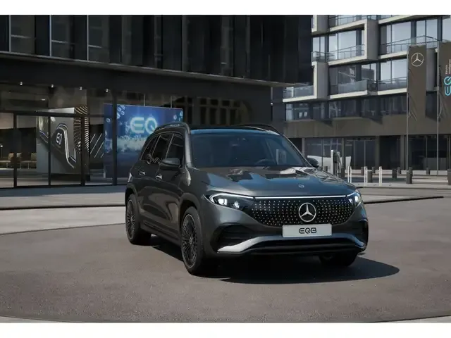 Mercedes-Benz EQB 300