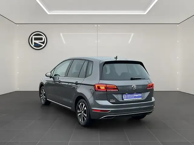 Volkswagen Golf Sportsvan