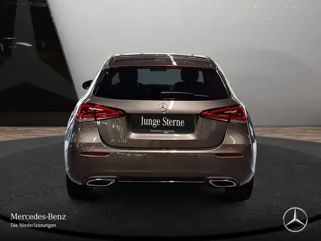 Mercedes-Benz A 180