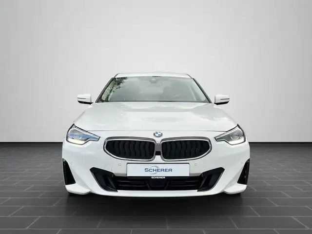 BMW 218