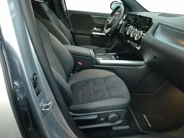 Mercedes-Benz EQA 300