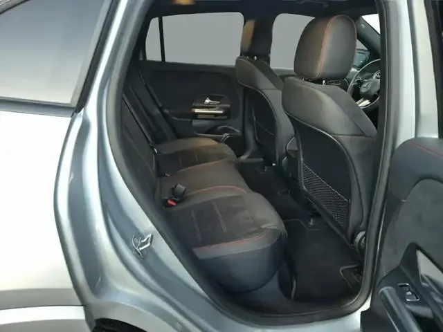 Mercedes-Benz EQA 300