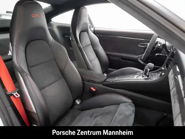 Porsche 991