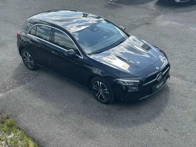 Mercedes-Benz A 220