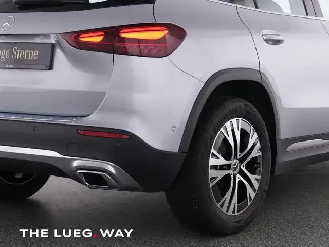 Mercedes-Benz GLA 200