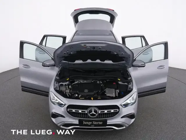 Mercedes-Benz GLA 200