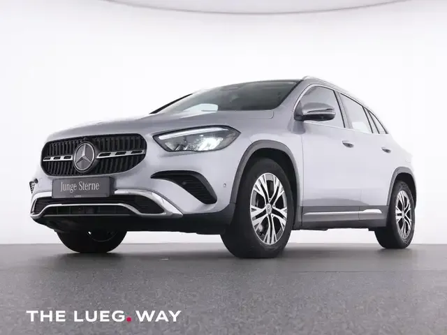 Mercedes-Benz GLA 200