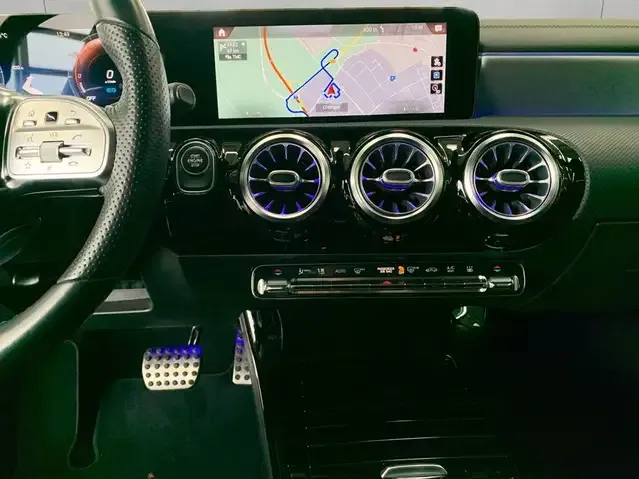 Mercedes-Benz A 250