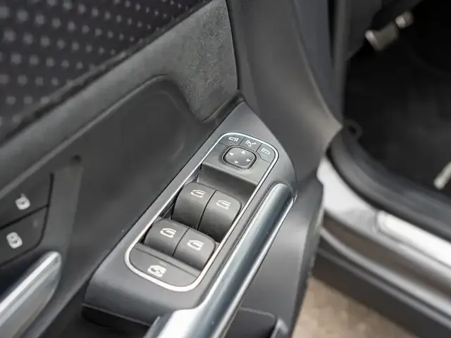 Mercedes-Benz EQA 350
