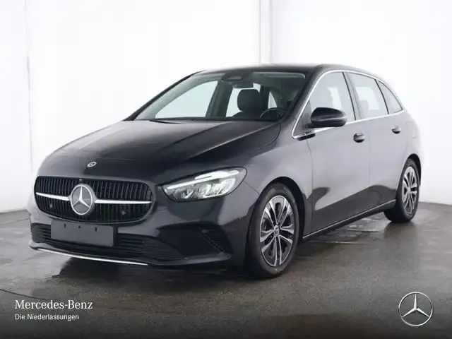 Mercedes-Benz B 220