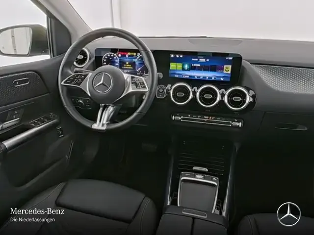 Mercedes-Benz B 220