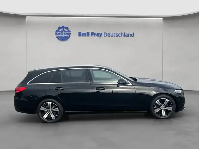Mercedes-Benz C 220