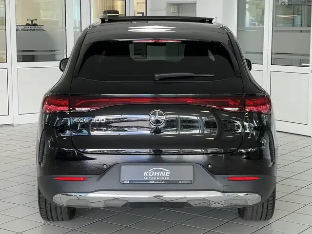 Mercedes-Benz EQE SUV