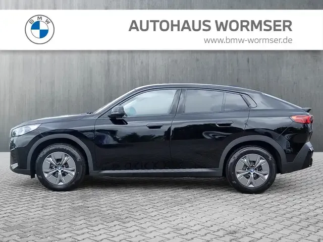BMW iX2