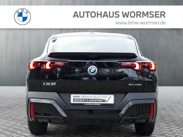 BMW iX2