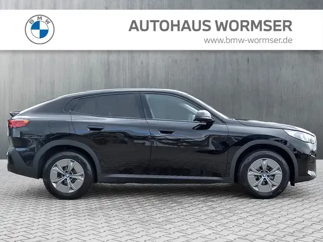 BMW iX2