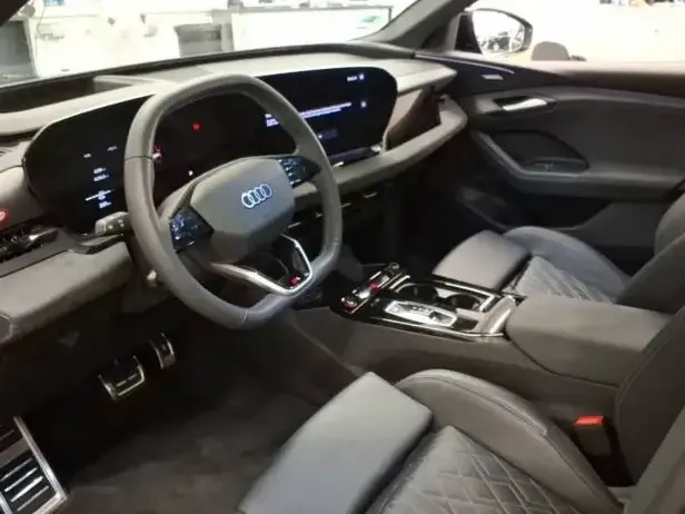 Audi SQ6