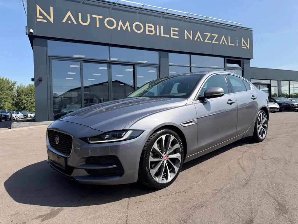 Jaguar XE