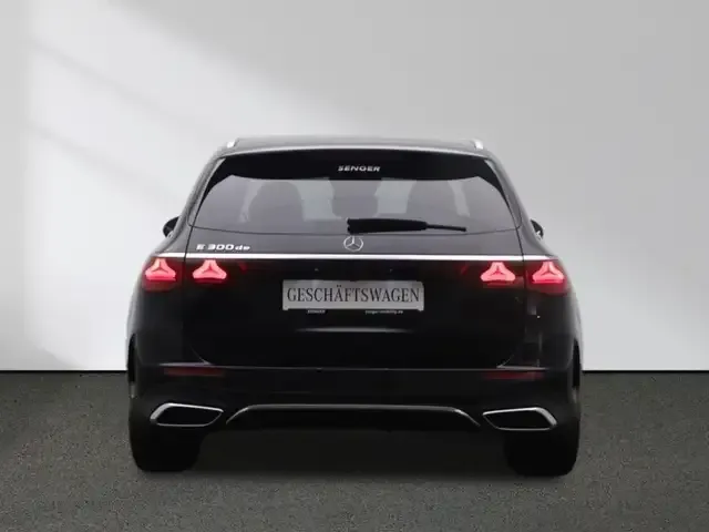 Mercedes-Benz E 300