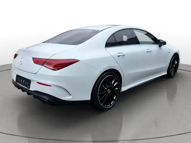 Mercedes-Benz CLA 250