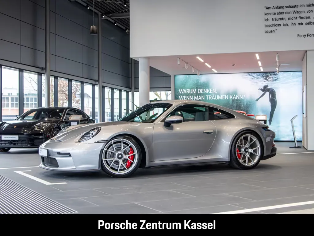 Porsche 992