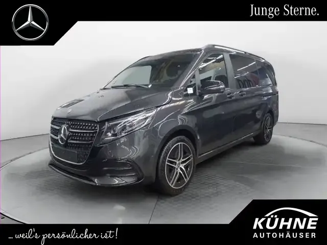 Mercedes-Benz V 250