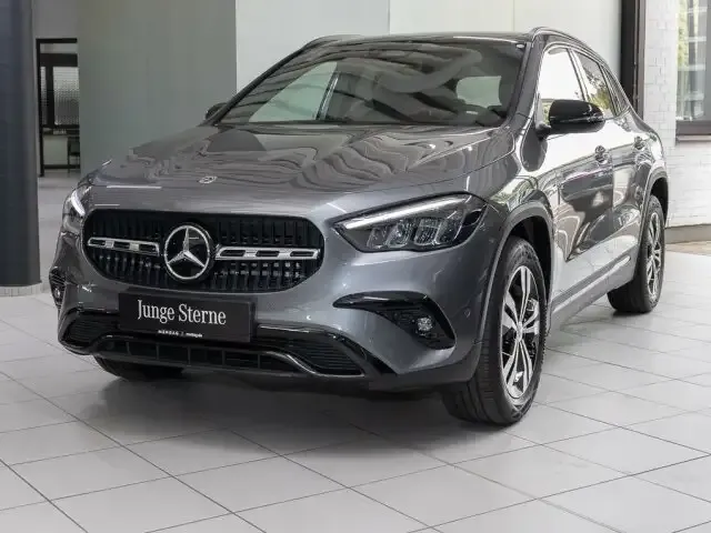 Mercedes-Benz GLA 250
