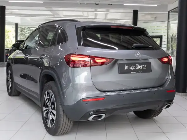Mercedes-Benz GLA 250