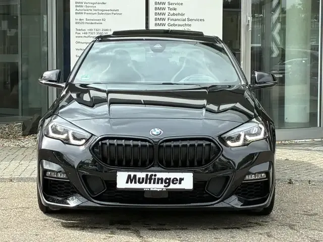 BMW 220
