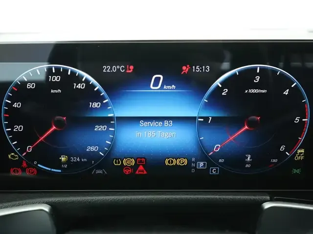 Mercedes-Benz GLB 220