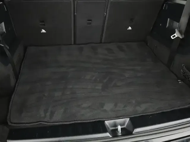 Mercedes-Benz GLB 220