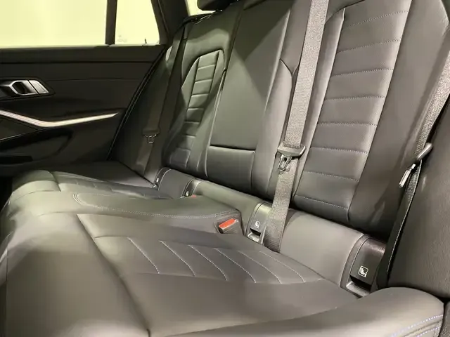 BMW 340