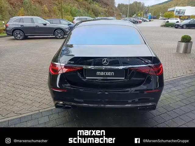 Mercedes-Benz S 63 AMG