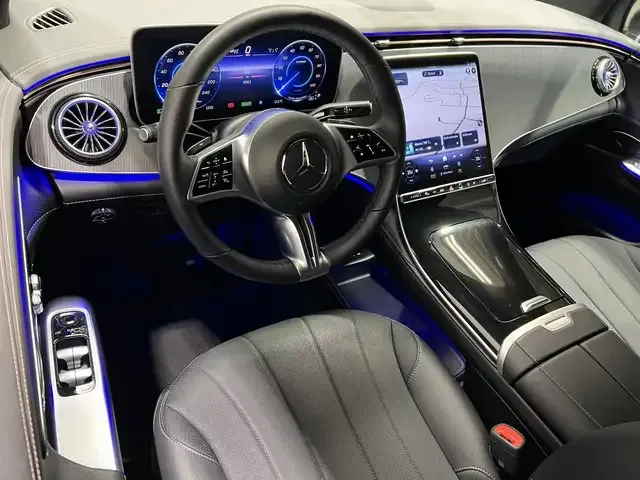 Mercedes-Benz EQE SUV