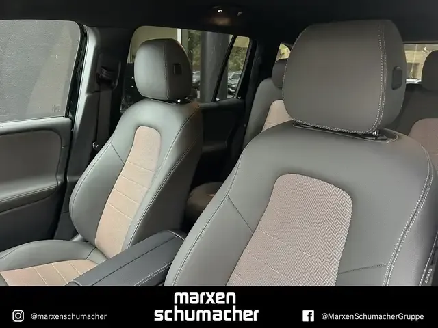 Mercedes-Benz EQB 350