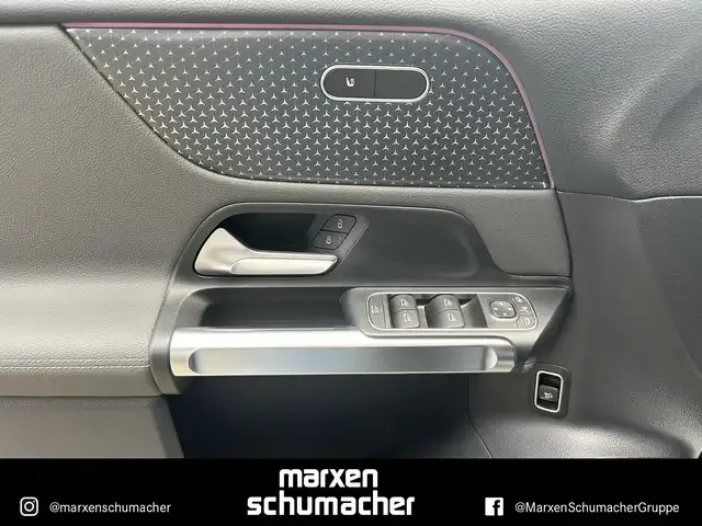 Mercedes-Benz EQB 350