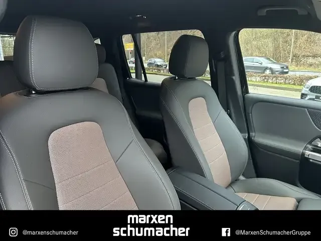 Mercedes-Benz EQB 350