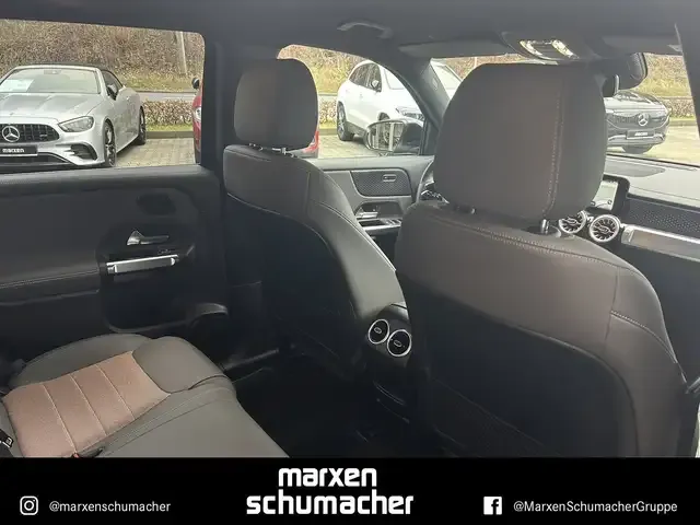 Mercedes-Benz EQB 350